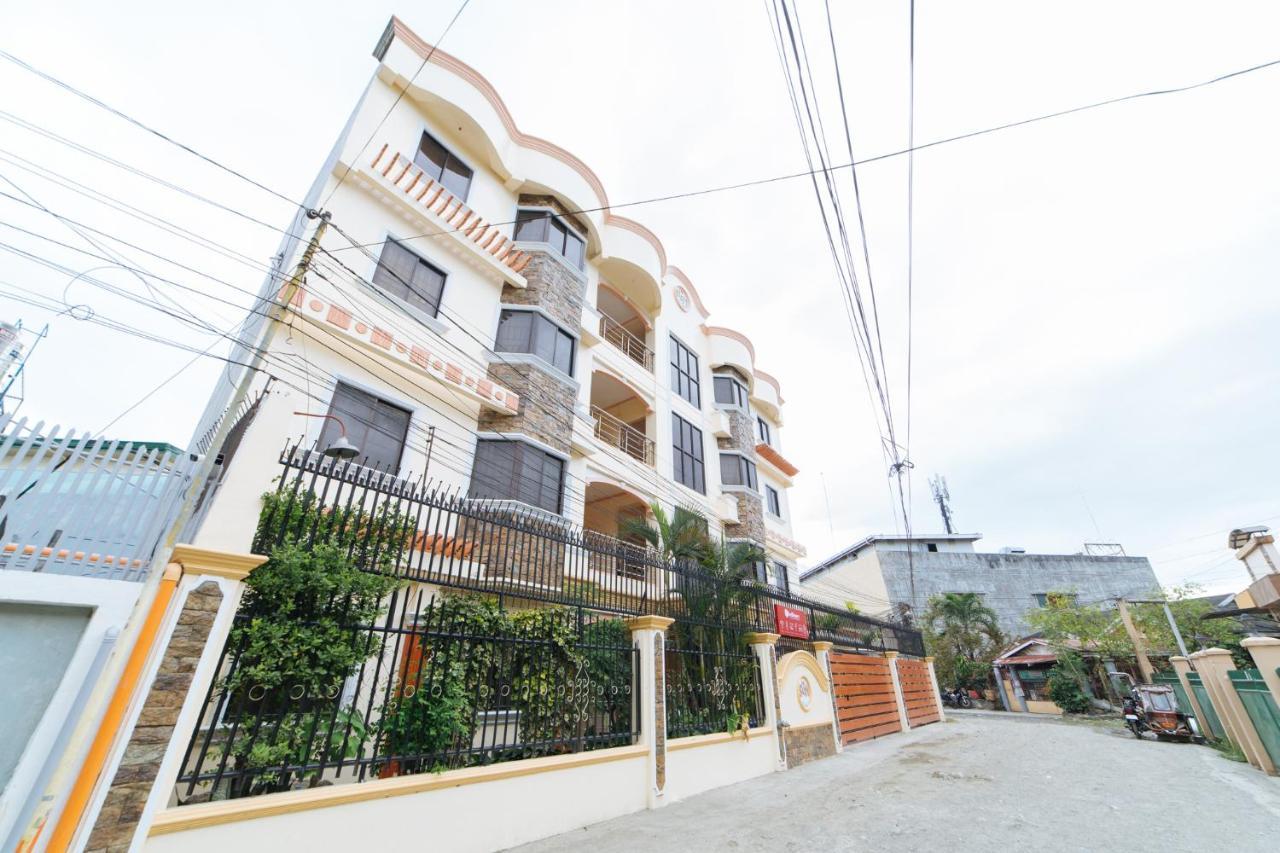 Reddoorz @ Q Abeto Street Mandurriao Hotell Iloilo Eksteriør bilde
